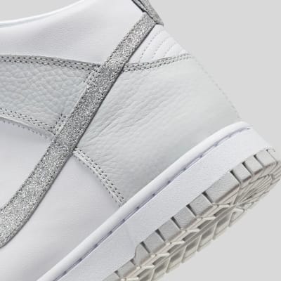 Nike Dunk High Silver Swoosh Foto 8