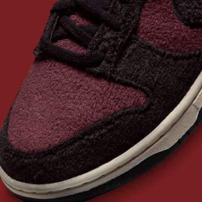 Nike Dunk Low Fleece Burgundy Foto 1