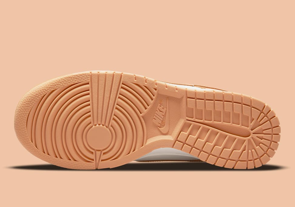 Nike Dunk Low Harvest Moon Foto 8