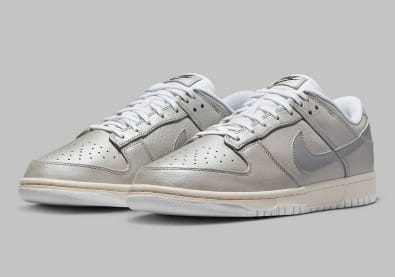 Nike Dunk Low Metallic Silver Foto 2