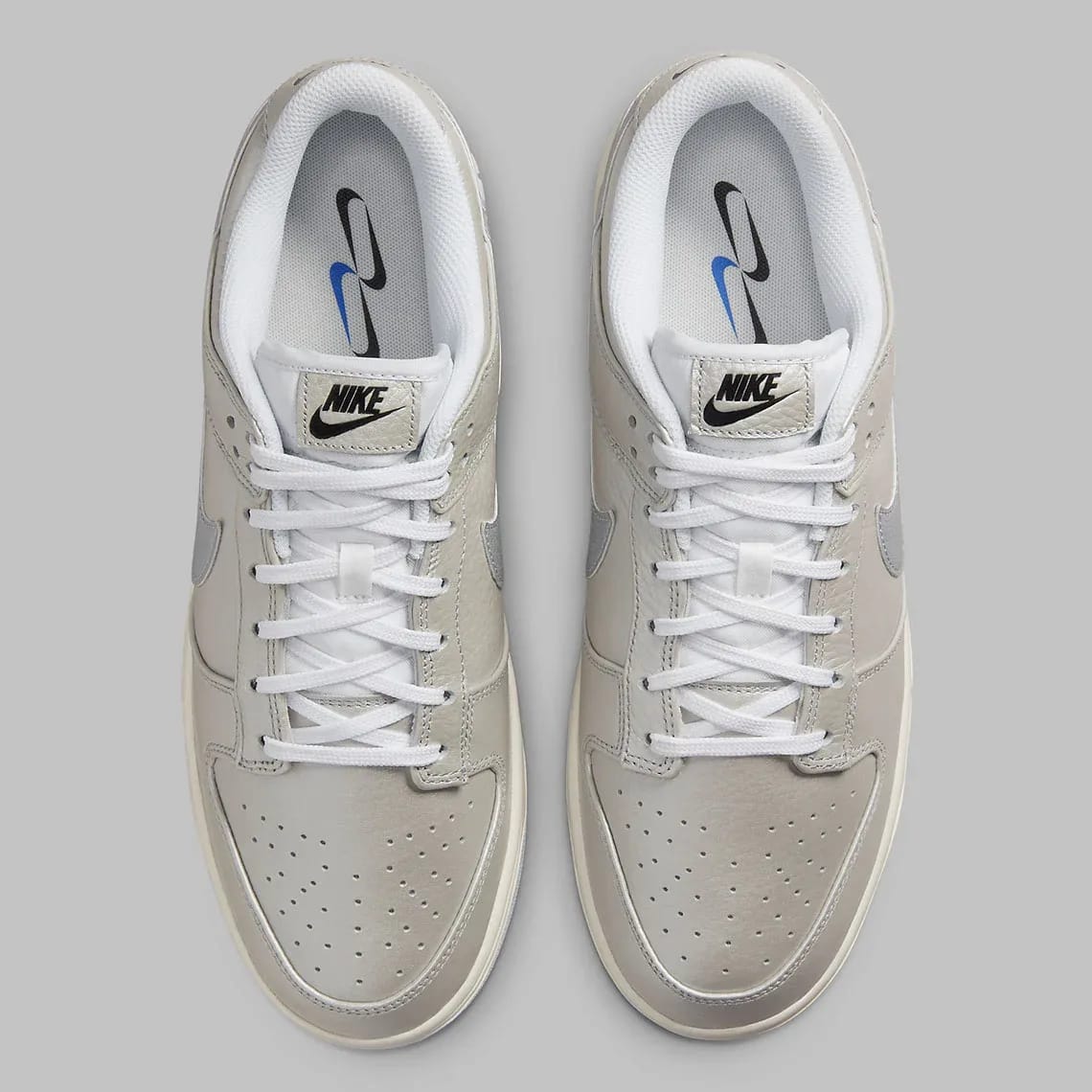 Nike Dunk Low Metallic Silver Foto 5