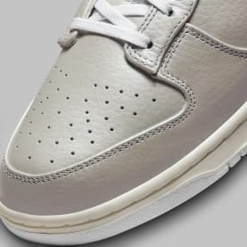 Nike Dunk Low Metallic Silver Foto 8