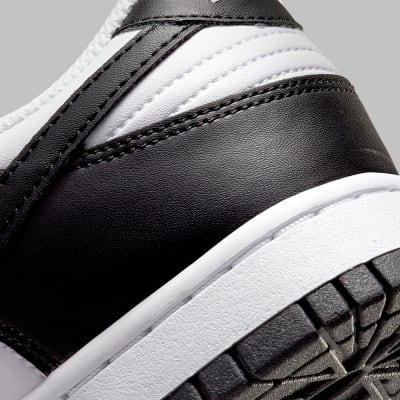 Nike Dunk Low Next Nature Black White Foto 7