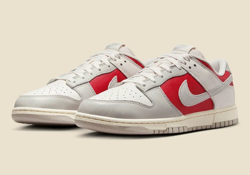 Nike Dunk Low Retro Ivory Ultraman Foto 1