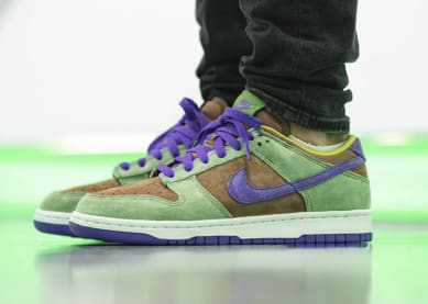 On-feet foto's van de Nike Dunk Low SP Veneer 2020