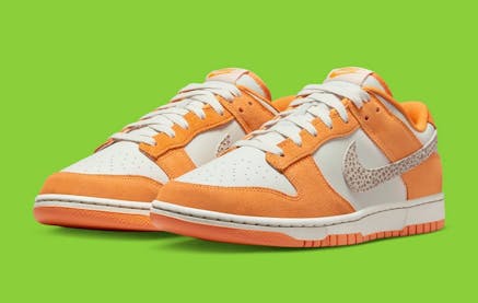 Nike Dunk Low Safari Swoosh Kumquat Foto 1