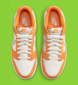 Nike Dunk Low Safari Swoosh Kumquat Foto 4