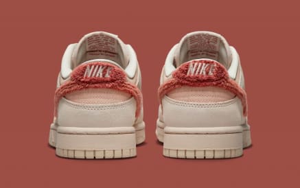 Nike Dunk Low WMNS Terry Swoosh Foto 5