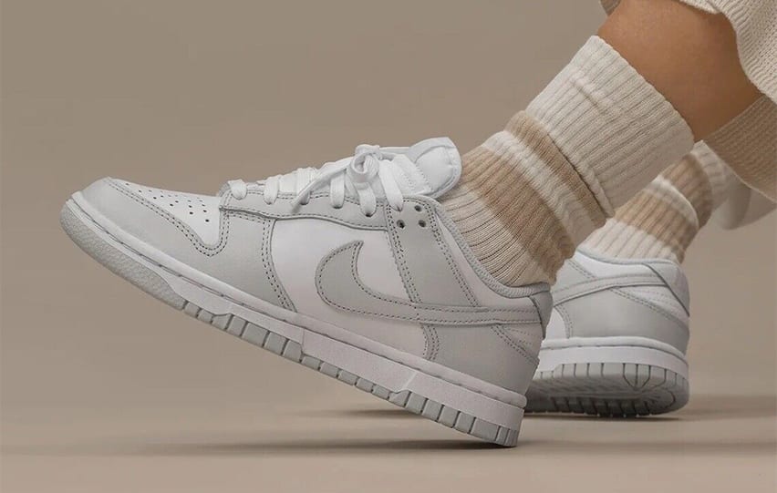 Nike Dunk Low Wmns Photon Dust