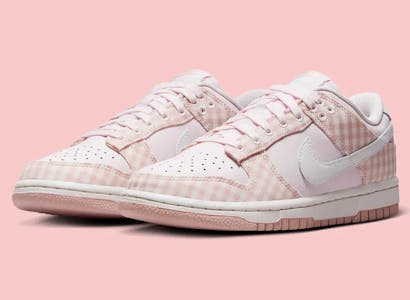 Nike Dunk Low Wmns Pink Gingham Foto 1