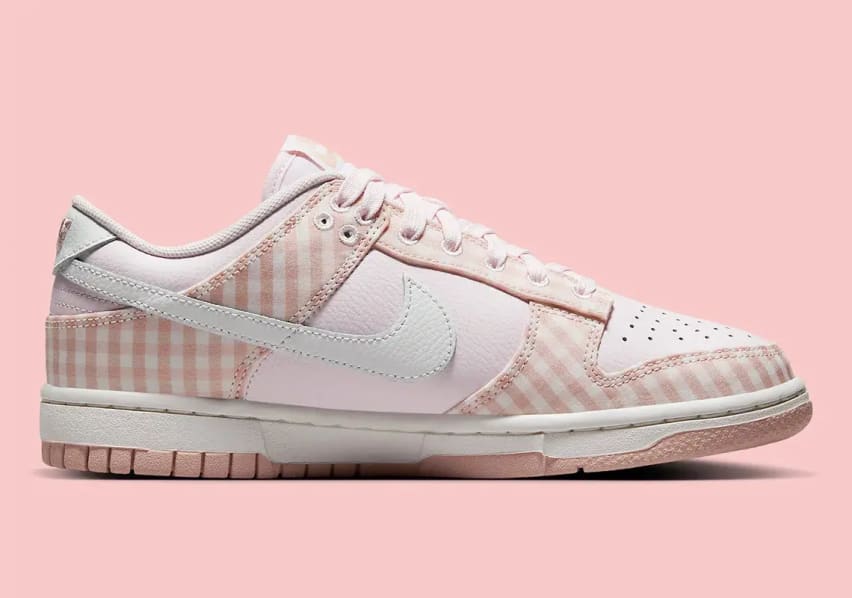 Nike Dunk Low Wmns Pink Gingham Foto 3