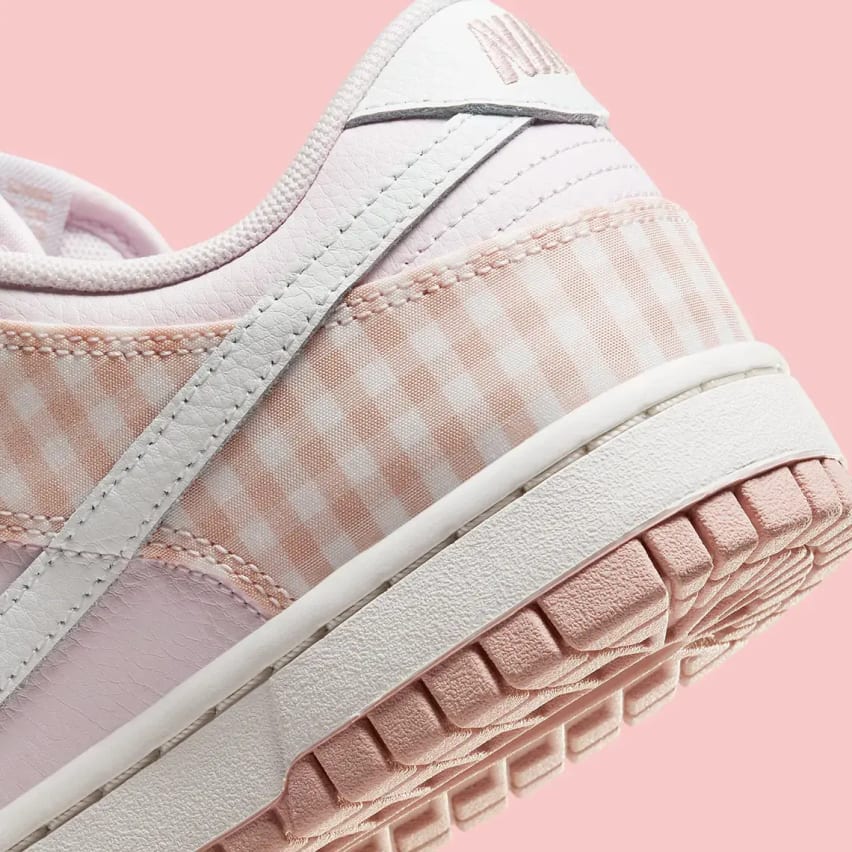 Nike Dunk Low Wmns Pink Gingham Foto 7