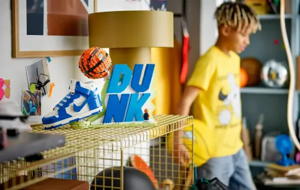 Nike Dunk x LEGO set