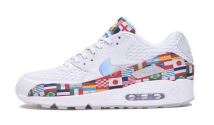 Een Betere Blik Op Het Nike International Flag Pack