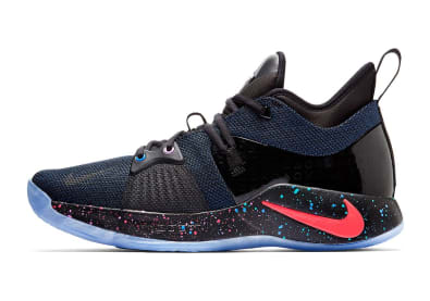 Nike onthult de Nike PG 2 Playstation