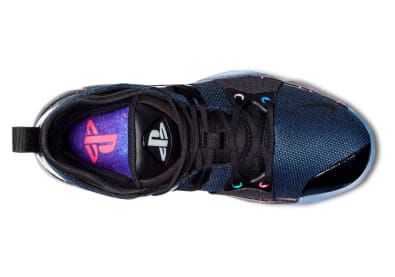 Nike onthult de Nike PG 2 Playstation