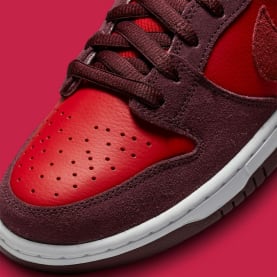 Nike SB Dunk Low Cherry Foto 7