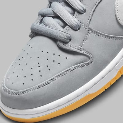 Nike SB Dunk Low Grey Gum Foto 7