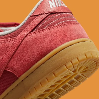 Nike SB Dunk Low Red Gum Foto 10