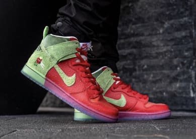 Check nu de eerste foto's van de Nike SB Dunk High "Strawberry Cough"