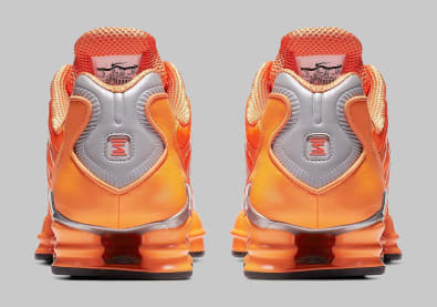 De Nike Shox TL maakt een comeback in Bright Orange