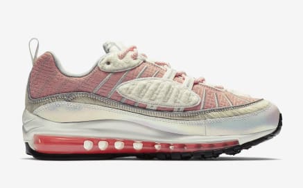 De officiële foto's van de Nike WMNS Air Max 98 Chinese New Year