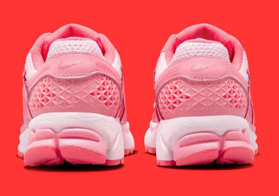 Nike Zoom Vomero 5 Triple Pink Foto 4