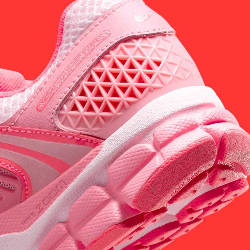 Nike Zoom Vomero 5 Triple Pink Foto 8