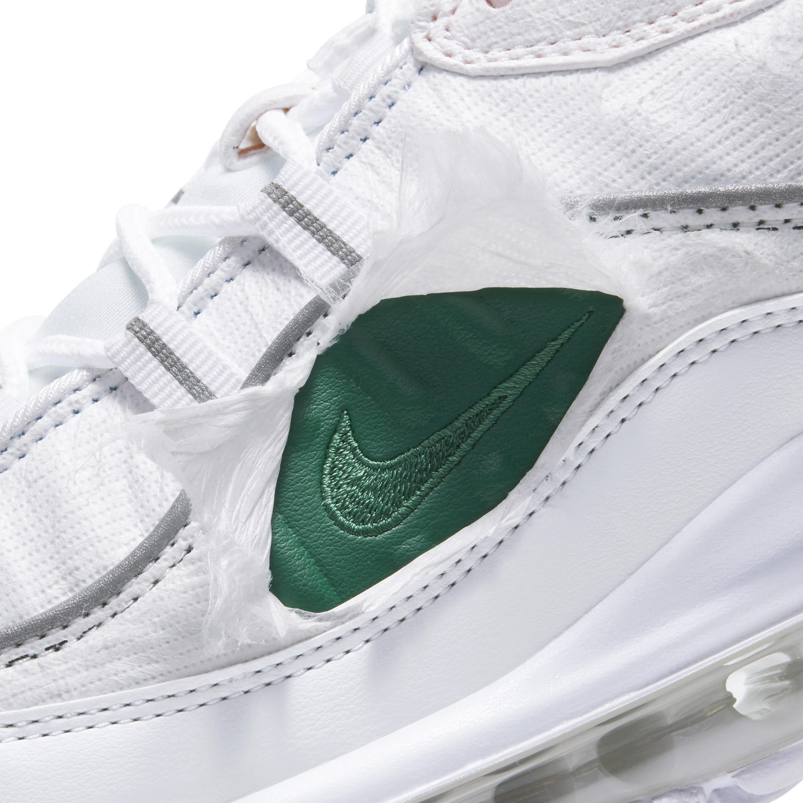 Lekker krassen en scheuren met het Nike "Tear Away" Pack