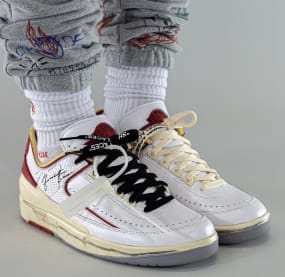 Off White x Air Jordan 2 Low Foto 4