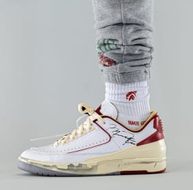 Off White x Air Jordan 2 Low Foto 6