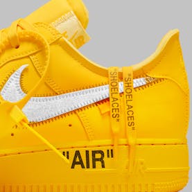 Off White x Nike Air Force 1 University Gold Foto 10