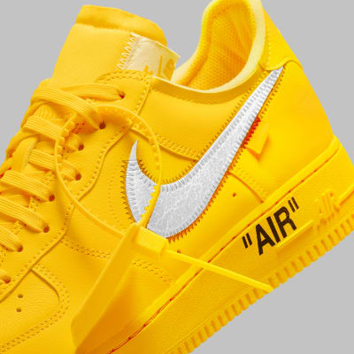 Off White x Nike Air Force 1 University Gold Foto 9