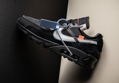 De Off-White x Nike Air Max 90 "Black/White" gaat droppen in Januari