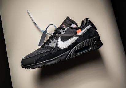 De Off-White x Nike Air Max 90 "Black/White" gaat droppen in Januari