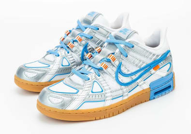 Eerste foto's van de upcoming Off-White x Nike Air Rubber Dunk University Blue