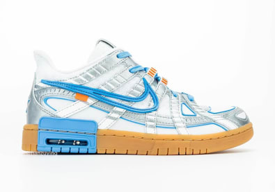 Eerste foto's van de upcoming Off-White x Nike Air Rubber Dunk University Blue