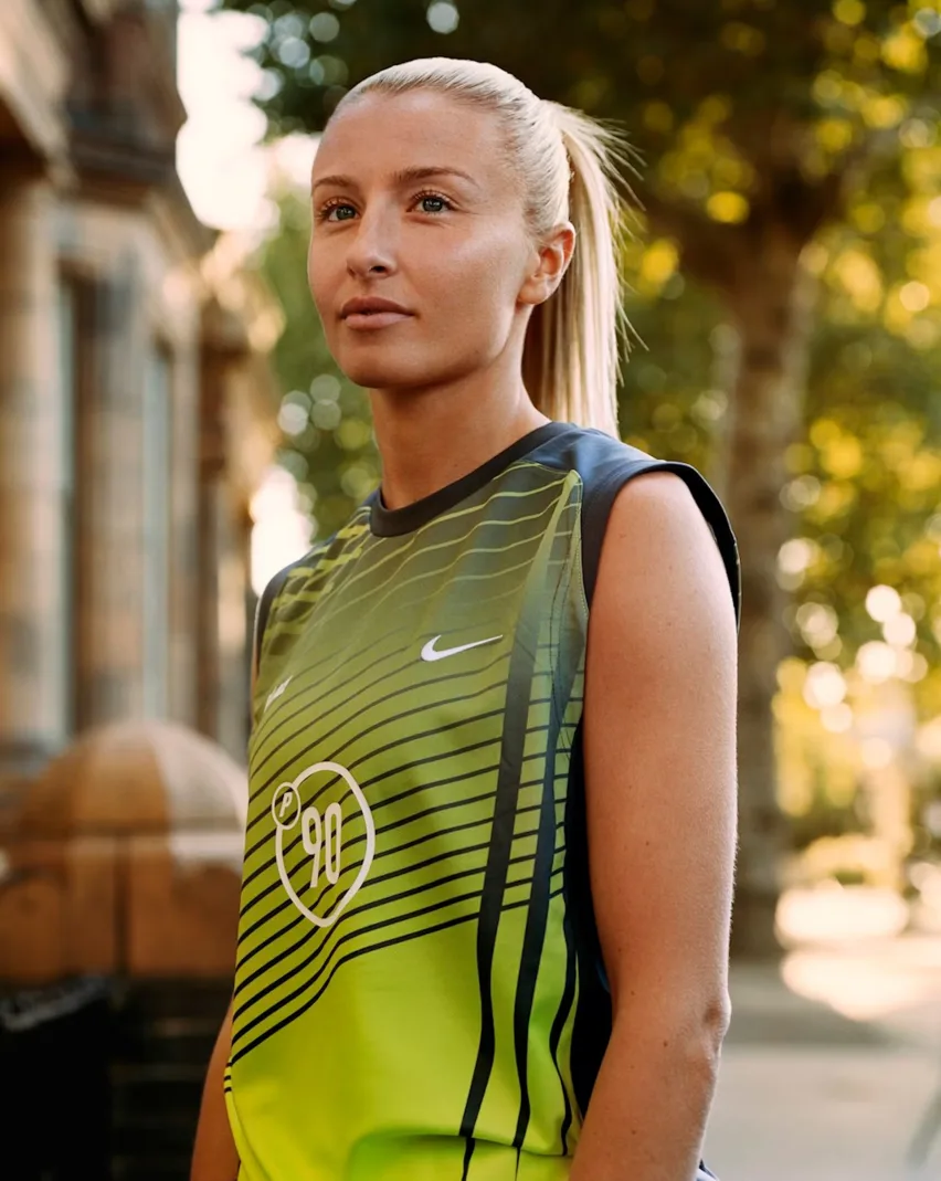 Palace x Nike Total 90 III Volt Metallic Silver FOTO 11