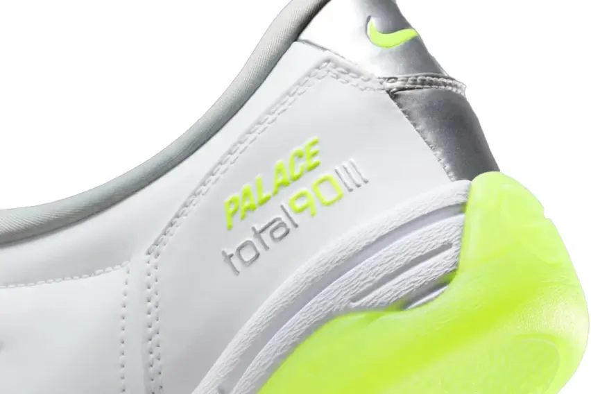 Palace x Nike Total 90 III Volt Metallic Silver FOTO 16