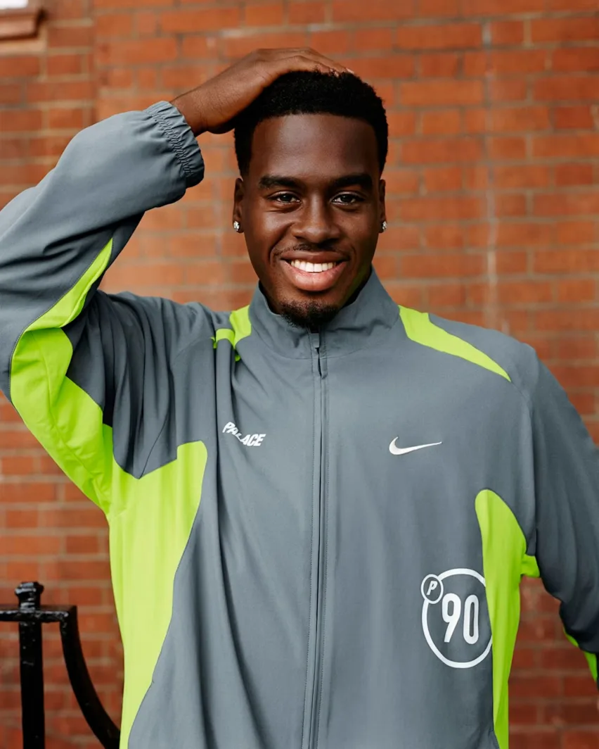 Palace x Nike Total 90 III Volt Metallic Silver FOTO 2