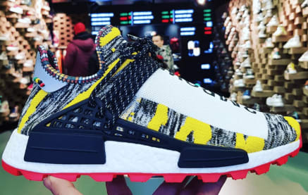 Adidas pharrell williams top afro hu nmd