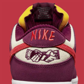 Skate Like a Girl x Nike SB Dunk Low Foto 8