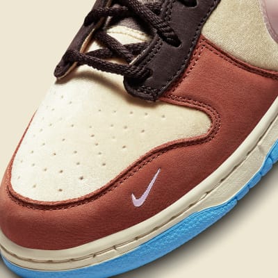 Social Status x Nike Dunk Mid Burnt Brown Foto 1