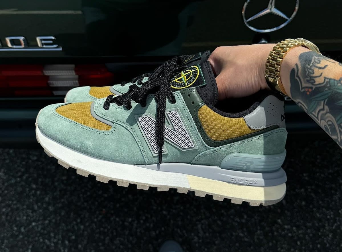 Stone Island en New Balance komen deze maand met twee Sneaker Squad