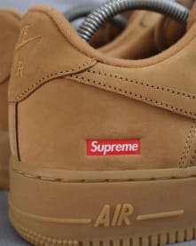 Supreme x Nike Air Force 1 Low Flax Foto 5