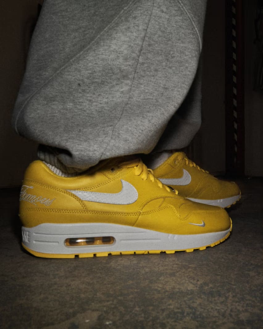 Supreme x Nike Air Max 1 Speed Yellow Foto 1