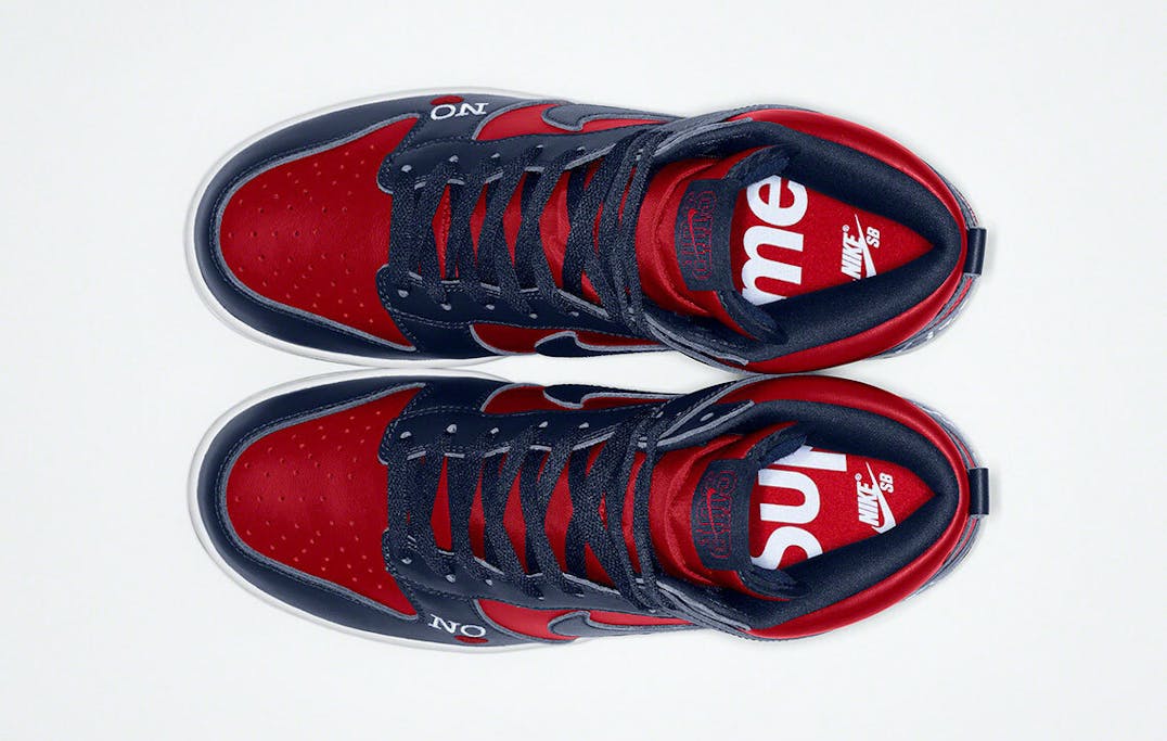 Supreme x Nike SB Dunk High By Any Means Navy Foto 3