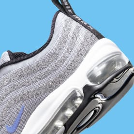 Swarovski en Nike droppen een nieuwe Polar Blue colorway voor de Nike Air Max 97