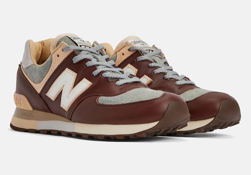 The Apartment x New Balance 576 Brown Foto 2