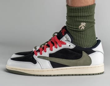 Travis Scott x Air Jordan 1 Low OG WMNS Olive Foto 1